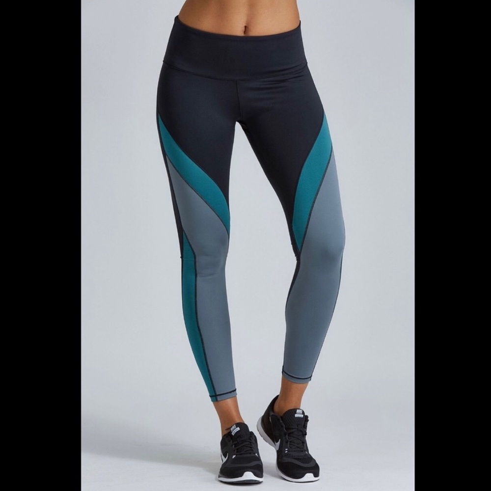 Color Blocked Leggings